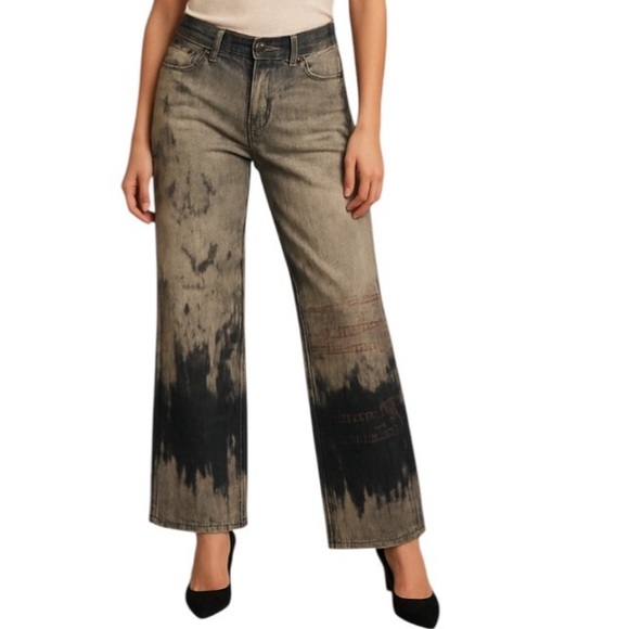 Express Denim - Y2K Express Distressed Bleached Jeans with Beaded Accessory